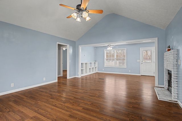 131 Cora St, Portland, TN 37148