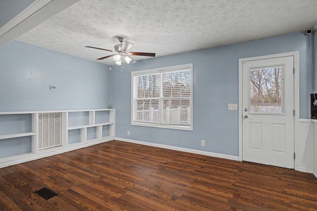 131 Cora St, Portland, TN 37148