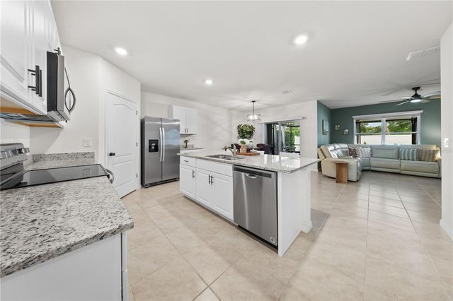 907 GUADALUPE, Orange City, FL 32763