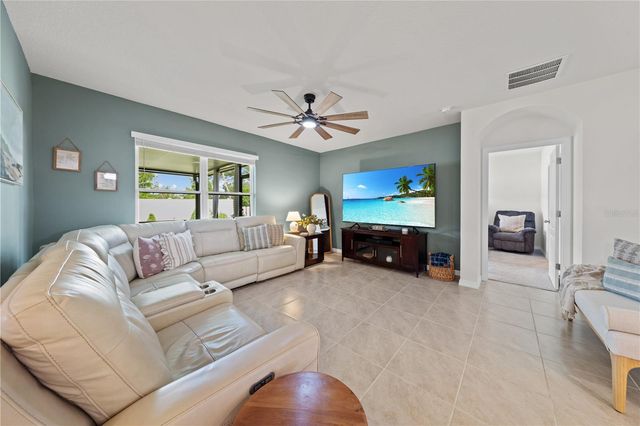 907 GUADALUPE, Orange City, FL 32763