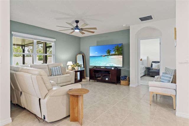 907 GUADALUPE, Orange City, FL 32763