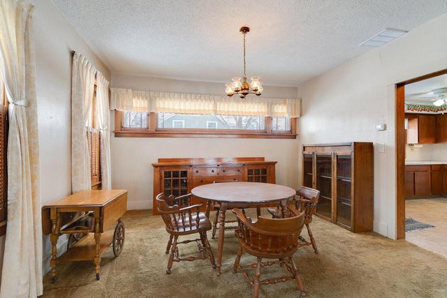 2405 State STREET, La Crosse, WI 54601