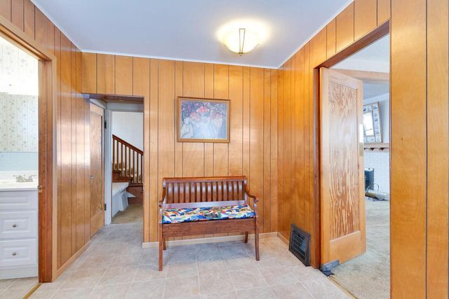 2405 State STREET, La Crosse, WI 54601