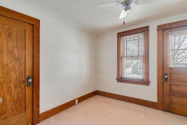 2405 State STREET, La Crosse, WI 54601