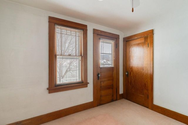 2405 State STREET, La Crosse, WI 54601