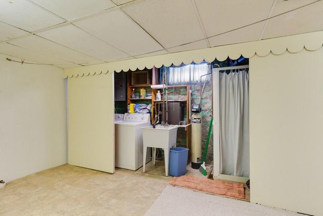 2405 State STREET, La Crosse, WI 54601