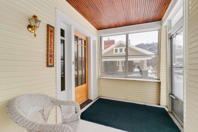 2405 State STREET, La Crosse, WI 54601