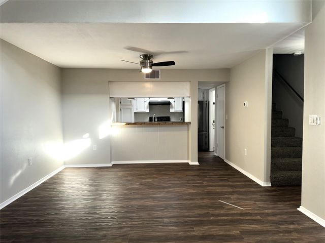 4653 Country Creek Drive 1124, Dallas, TX 75236