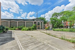 2501 W Thomas Street, Chicago, IL 60622