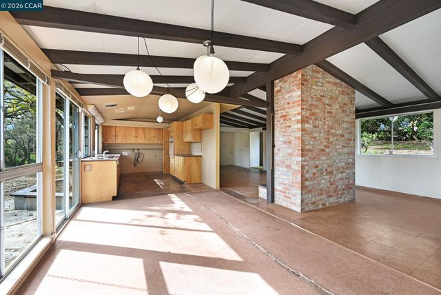 817 Slater Ave, Pleasant Hill, CA 94523