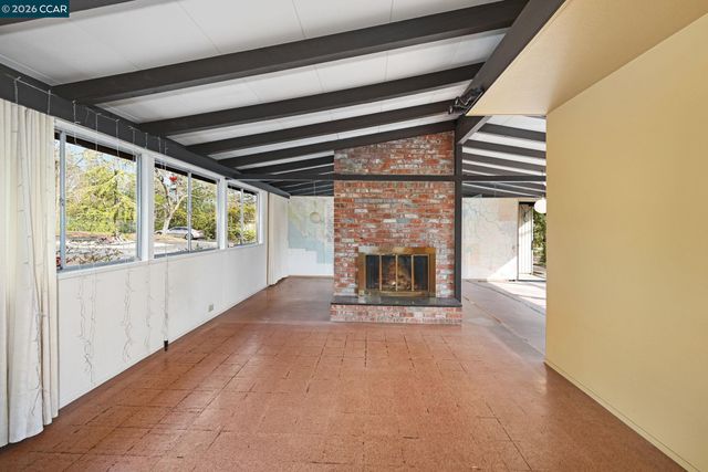 817 Slater Ave, Pleasant Hill, CA 94523