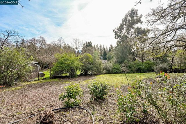 817 Slater Ave, Pleasant Hill, CA 94523