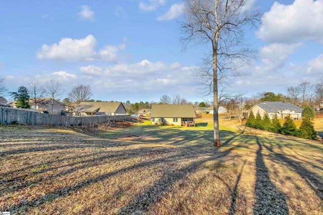 480 Abberly Lane, Boiling Springs, SC 29316