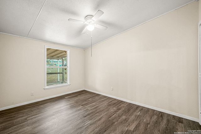 844 County Road 4511, Hondo, TX 78861