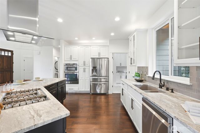 6218 212th Drive SE, Snohomish, WA 98290