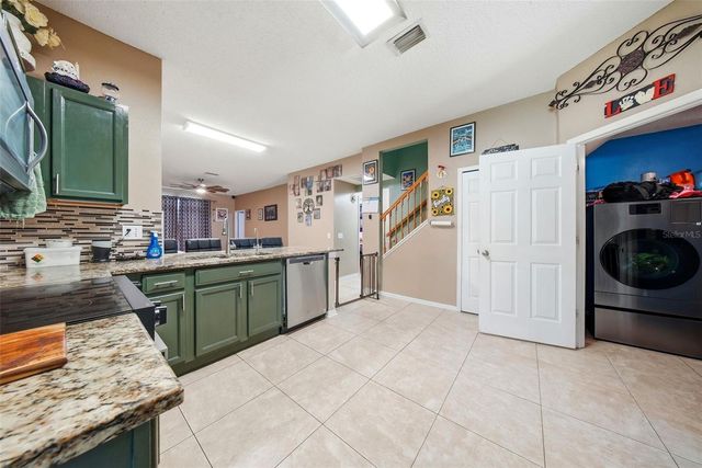 18212 BROOKPARK DRIVE, Tampa, FL 33647
