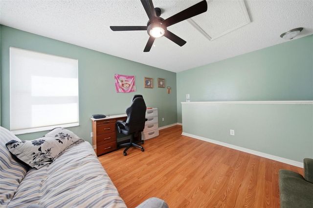 18212 BROOKPARK DRIVE, Tampa, FL 33647