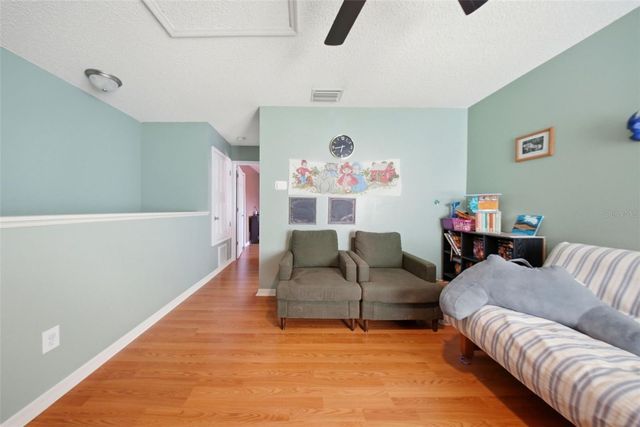 18212 BROOKPARK DRIVE, Tampa, FL 33647