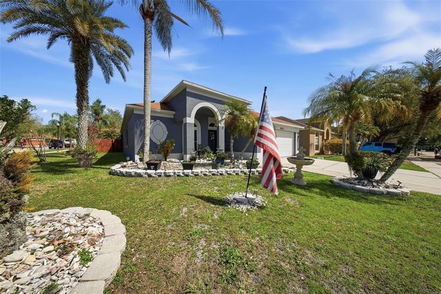 18212 BROOKPARK DRIVE, Tampa, FL 33647