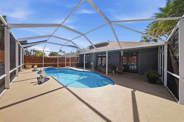 18212 BROOKPARK DRIVE, Tampa, FL 33647