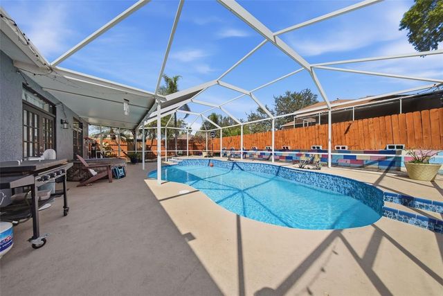 18212 BROOKPARK DRIVE, Tampa, FL 33647