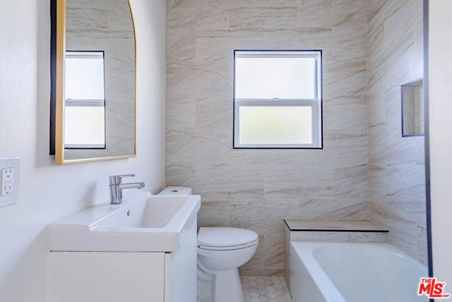 4309 Burns Avenue, Los Angeles, CA 90029