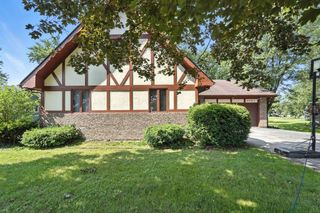 4205 Glen Oaks Drive, Crown Point, IN 46307