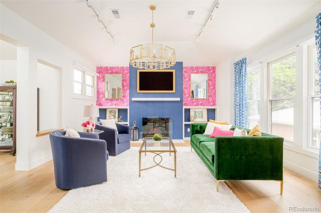 374 Milwaukee Street, Denver, CO 80206