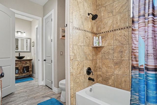 103 RIO GRANDE DR, Blanco, TX 78606