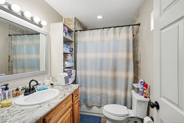 103 RIO GRANDE DR, Blanco, TX 78606