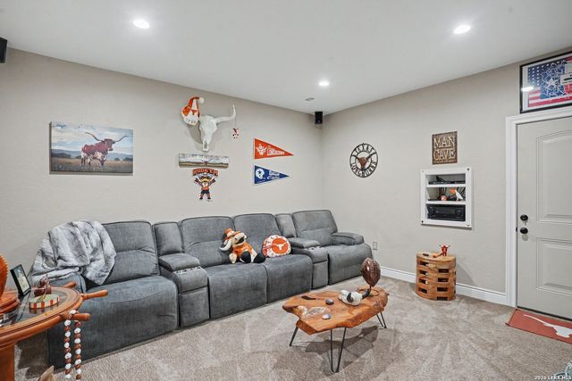 103 RIO GRANDE DR, Blanco, TX 78606