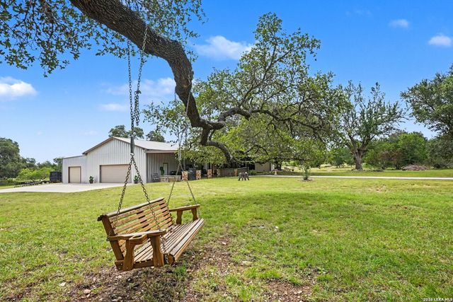 103 RIO GRANDE DR, Blanco, TX 78606