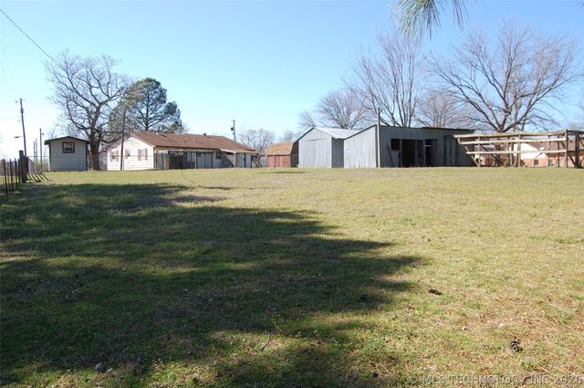 24320 C Street, Schulter, OK 74460