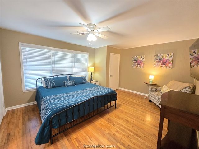 513 Gilchrist Avenue, College Station, TX 77840