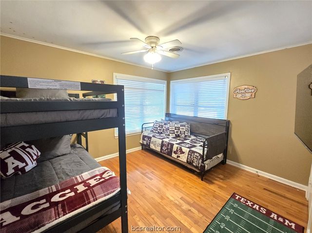 513 Gilchrist Avenue, College Station, TX 77840