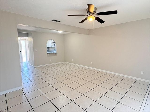 1123 SW 48th TER 106, Cape Coral, FL 33914