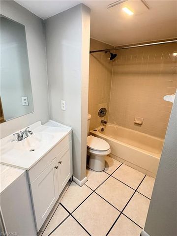 1123 SW 48th TER 106, Cape Coral, FL 33914