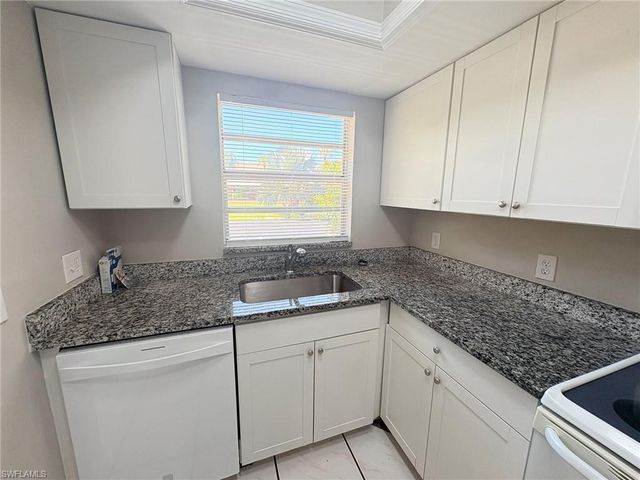 1123 SW 48th TER 106, Cape Coral, FL 33914