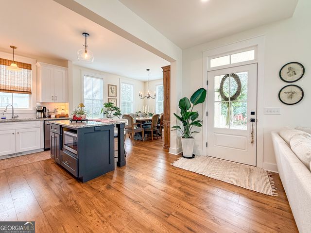 225 E Underwood Street, Cleveland, GA 30528