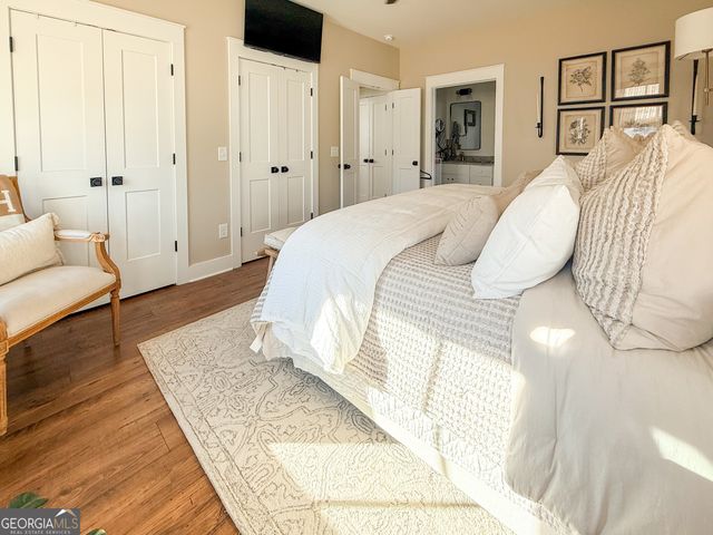 225 E Underwood Street, Cleveland, GA 30528