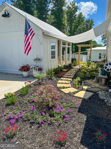 225 E Underwood Street, Cleveland, GA 30528