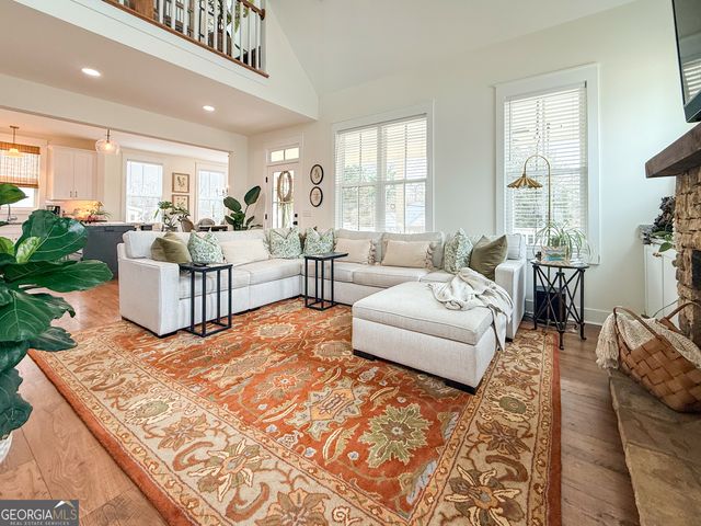 225 E Underwood Street, Cleveland, GA 30528