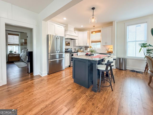 225 E Underwood Street, Cleveland, GA 30528