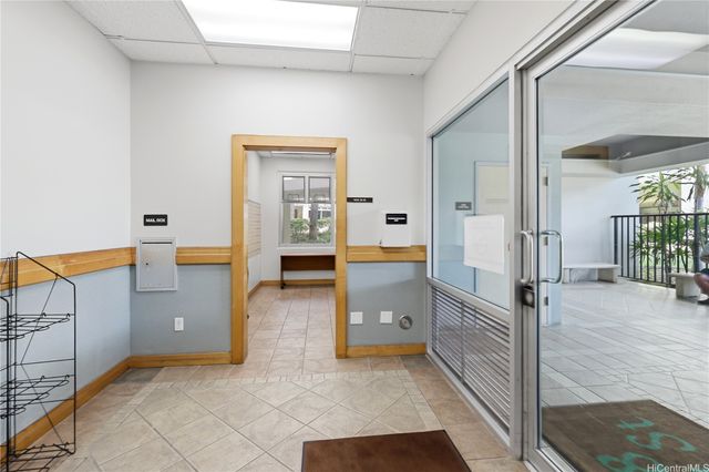 1448 Young Street 304, Honolulu, HI 96814