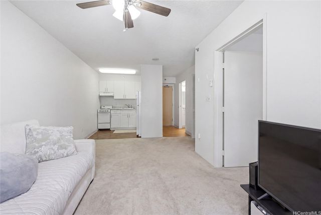 1448 Young Street 304, Honolulu, HI 96814