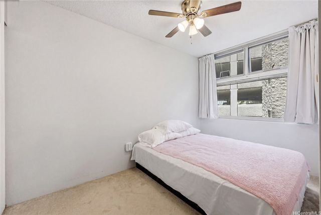 1448 Young Street 304, Honolulu, HI 96814