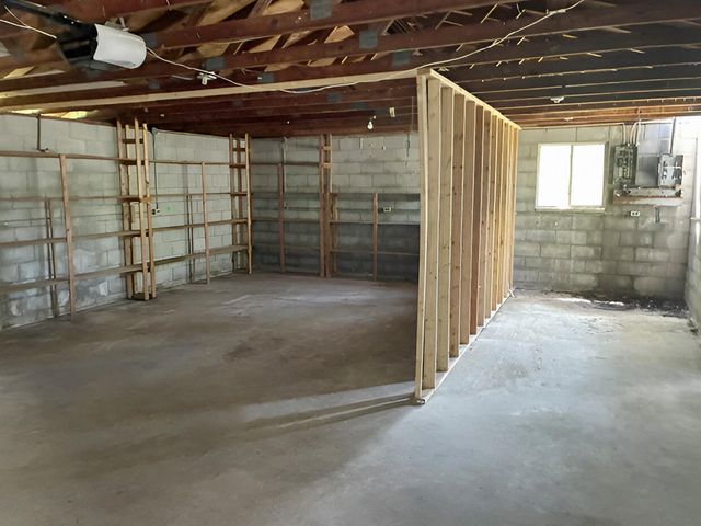 400 Flint Road, Waco, KY 40385