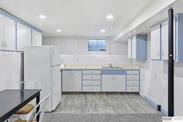 6058 Patterson Street, Omaha, NE 68117