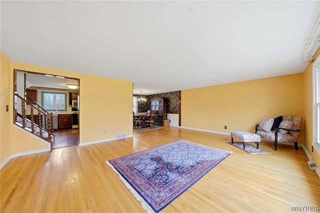 89 Montbleu Drive, Amherst, NY 14068