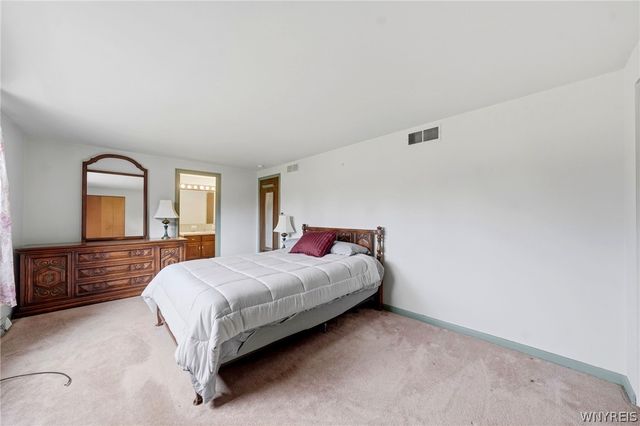 89 Montbleu Drive, Amherst, NY 14068